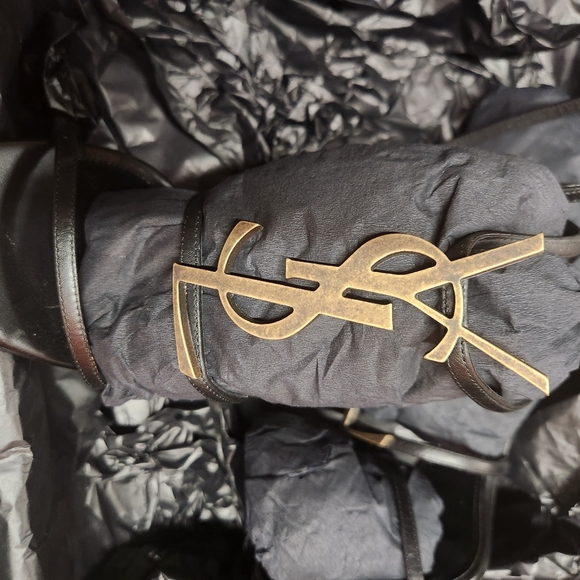 Saint Laurent YSL Black Leather Sandal - Picture 5 of 7